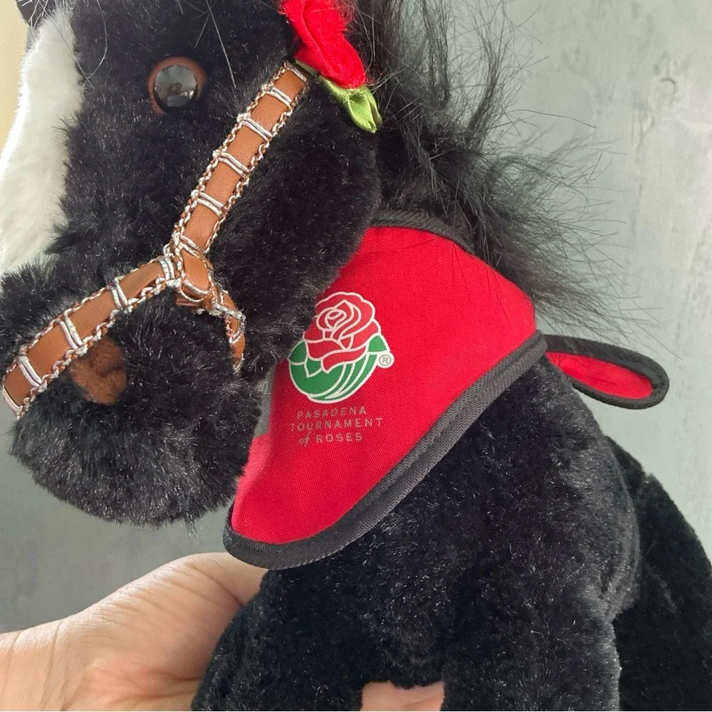 VGU-17”2003 Wells Fargo Bank Legendary  Black Toy Horse StuffedAnimal TOYS R US - Picture 9 of 9